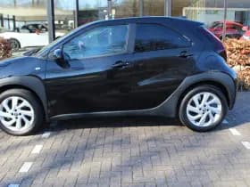 Toyota Aygo X 1.0 VVT-i MT x-First thumbnail 7