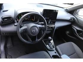 Toyota Yaris thumbnail 2