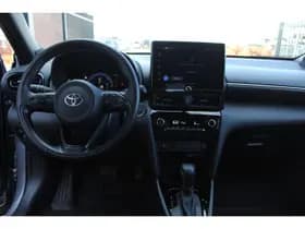 Toyota Yaris thumbnail 4