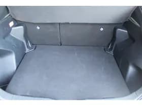 Toyota Yaris thumbnail 10