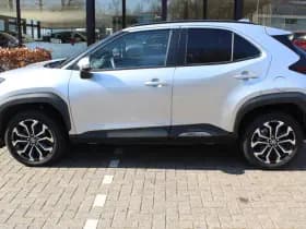 Toyota Yaris Cross 1.5 Hybrid 115 First Edition thumbnail 5