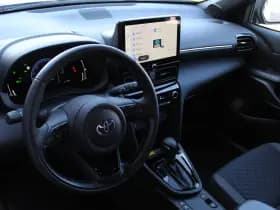 Toyota Yaris Cross 1.5 Hybrid 115 Dynamic thumbnail 2