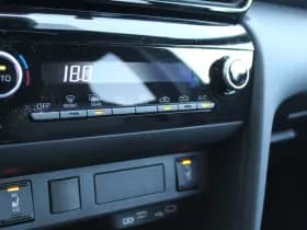 Toyota Yaris Cross 1.5 Hybrid 115 Dynamic thumbnail 19