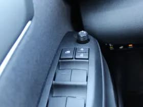 Toyota Yaris Cross 1.5 Hybrid 115 Dynamic thumbnail 24