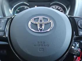 Toyota Yaris 1.5 Hybrid Energy thumbnail 16