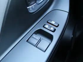 Toyota Yaris 1.5 Hybrid Energy thumbnail 18