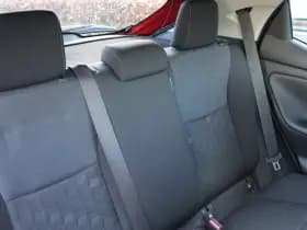 Toyota Yaris 1.5 Hybrid 115 First Edition Comfort Pack thumbnail 12