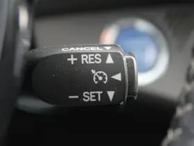 Toyota Yaris 1.5 Hybrid Premium thumbnail 19