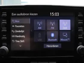 Toyota RAV4 2.5 Hybrid AWD Style Bi-Tone thumbnail 22