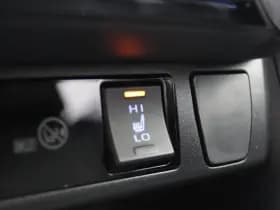 Toyota RAV4 2.5 Hybrid AWD Style Bi-Tone thumbnail 5