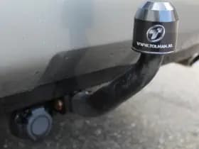 Toyota RAV4 2.5 Hybrid AWD Style Bi-Tone thumbnail 10