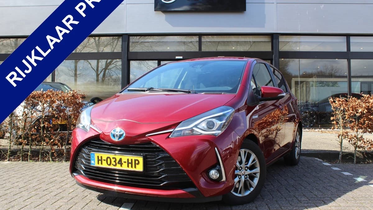 Toyota Yaris 1.5 Hybrid Dynamic — foto 1