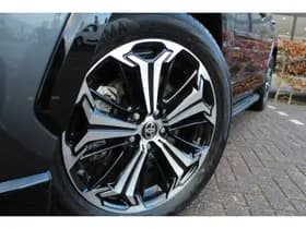 Toyota RAV4 2.5 Plug-in Hybrid AWD Bi-Tone Plus thumbnail 2