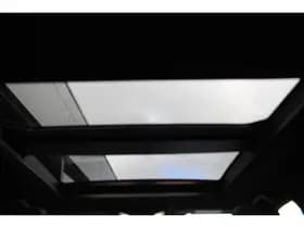 Toyota RAV4 2.5 Plug-in Hybrid AWD Bi-Tone Plus thumbnail 3