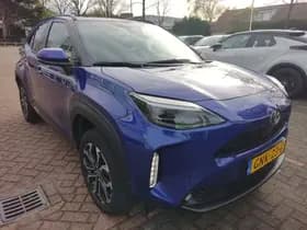 Toyota Yaris Cross 1.5 Hybrid 115 First Edition thumbnail 3