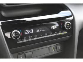 Toyota Yaris Cross 1.5 Hybrid Adventure Bi-Tone thumbnail 20