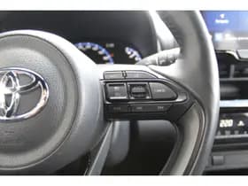 Toyota Yaris Cross 1.5 Hybrid Adventure Bi-Tone thumbnail 22