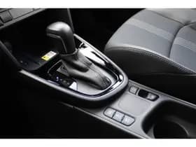 Toyota Yaris Cross 1.5 Hybrid Adventure Bi-Tone thumbnail 30