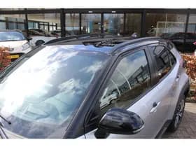 Toyota Yaris Cross 1.5 Hybrid Adventure Bi-Tone thumbnail 4