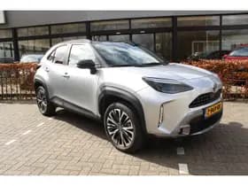 Toyota Yaris Cross 1.5 Hybrid Adventure Bi-Tone thumbnail 8
