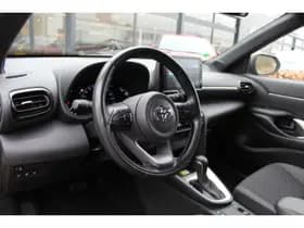 Toyota Yaris Cross 1.5 Hybrid First Edition thumbnail 2