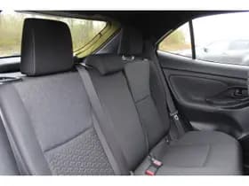 Toyota Yaris Cross 1.5 Hybrid First Edition thumbnail 14