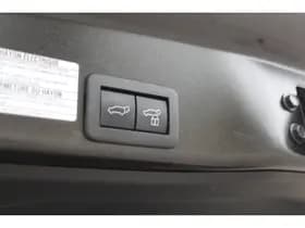 Toyota Yaris Cross 1.5 Hybrid 130 Executive thumbnail 11