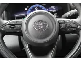 Toyota Yaris Cross 1.5 Hybrid 130 Executive thumbnail 18