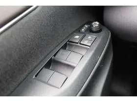 Toyota Yaris Cross 1.5 Hybrid 130 Executive thumbnail 28