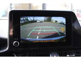 Toyota C-HR 1.8 Hybrid Style Bi-Tone thumbnail 15