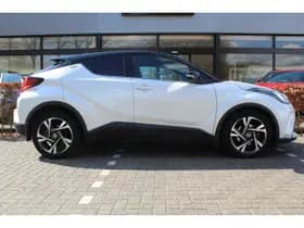 Toyota C-HR 1.8 Hybrid Style Bi-Tone thumbnail 7