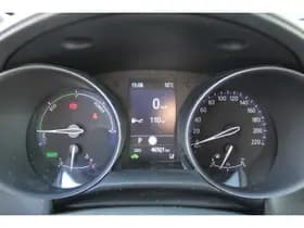 Toyota C-HR 1.8 Hybrid Style Bi-Tone thumbnail 10