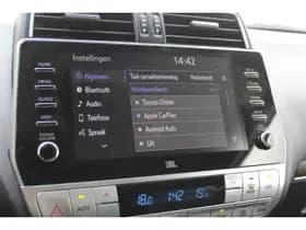 Toyota Land Cruiser 2.8 D-4D-F Professional Window Van thumbnail 23