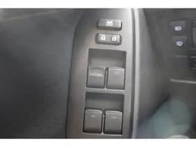 Toyota Land Cruiser 2.8 D-4D-F Professional Window Van thumbnail 25