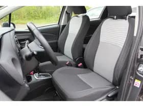 Toyota Yaris thumbnail 10