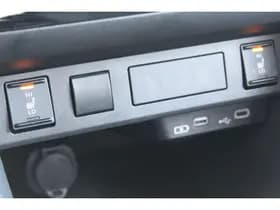 Toyota Yaris Cross 1.5 Hybrid 115 Dynamic thumbnail 4