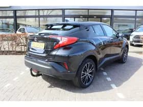 Toyota C-HR thumbnail 13