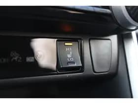 Toyota RAV4 thumbnail 20