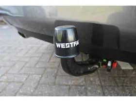 Toyota RAV4 thumbnail 8