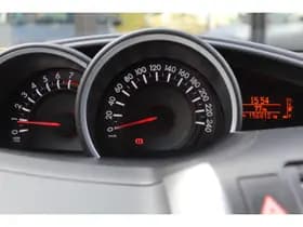 Toyota Verso thumbnail 15