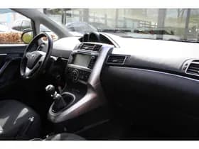 Toyota Verso thumbnail 6