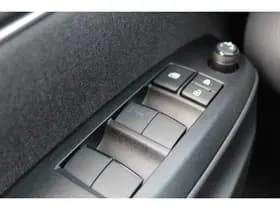 Toyota Yaris thumbnail 23