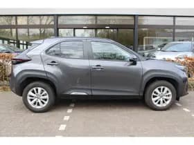 Toyota Yaris thumbnail 7