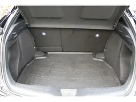 Toyota C-HR thumbnail 10