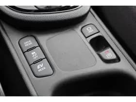 Toyota Yaris thumbnail 27