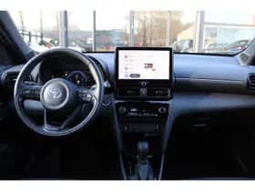 Toyota Yaris thumbnail 4