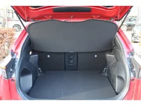 Toyota Yaris thumbnail 10