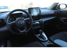 Toyota Yaris thumbnail 3