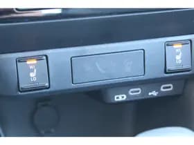 Toyota Yaris thumbnail 12