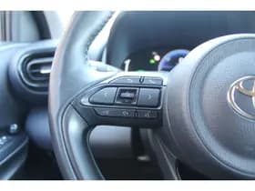 Toyota Yaris thumbnail 15